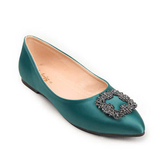 Classic Women’s Pointed-Toe Flat Pump |405P-K